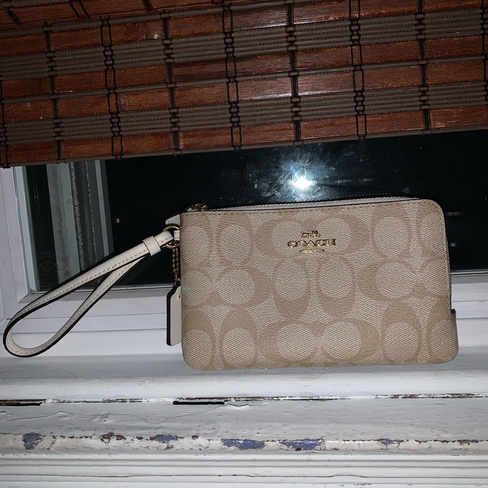 NWT COACH
